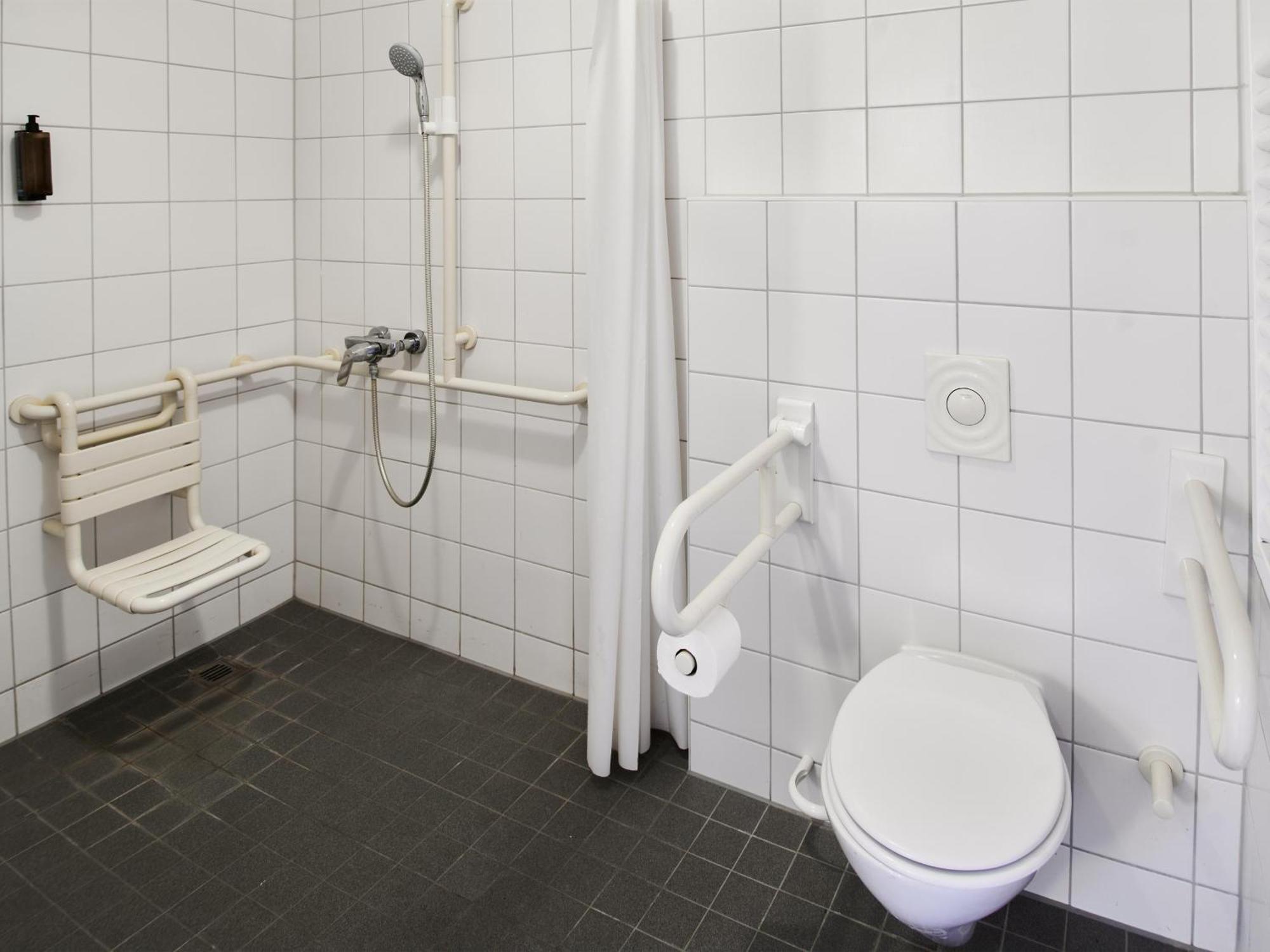 B&B Hotel Wiesbaden-Ost Buitenkant foto