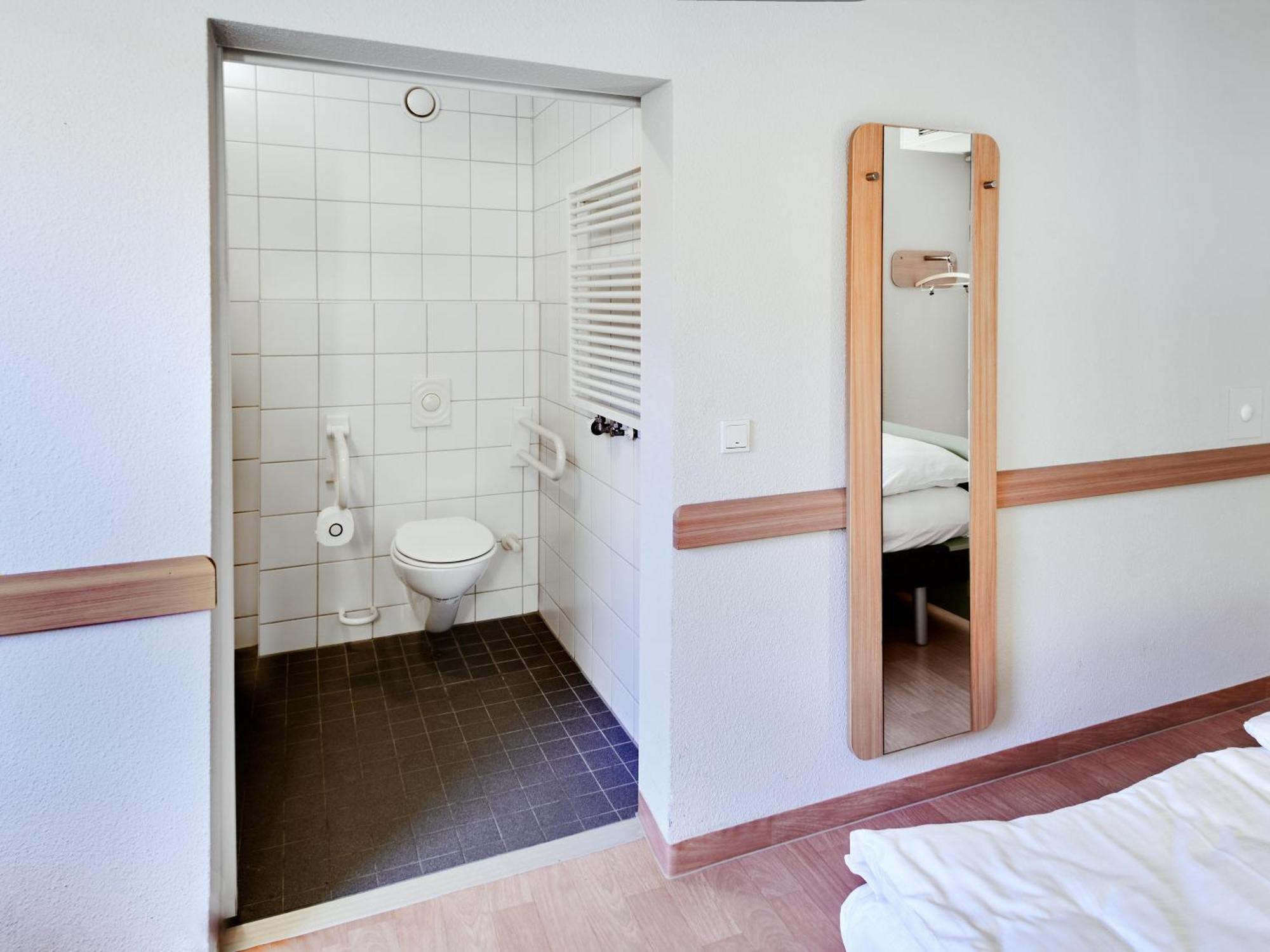 B&B Hotel Wiesbaden-Ost Buitenkant foto